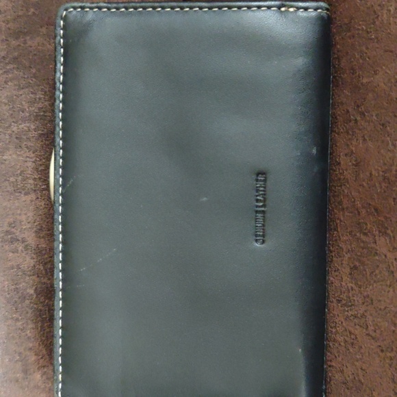 Wallet - Picture 2 of 5